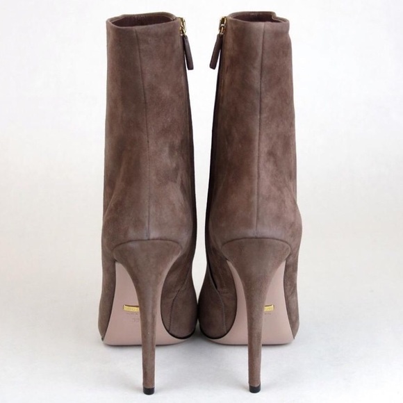 Gucci Suede Mauve Ankle Boots Size 38.5 - Picture 4 of 5